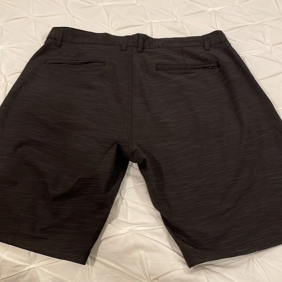 Lot of 2 men’s SPLIT shorts - Picture 8 of 8